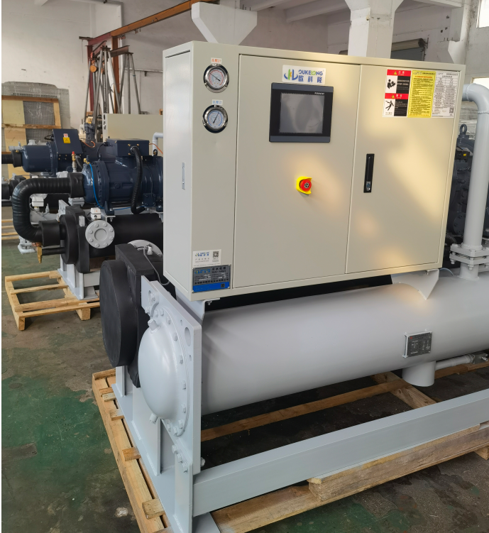 甘肃某大型制药厂-螺杆式冷水机